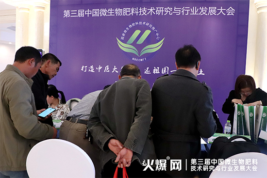 �������� ��΢������ϴ������ʢ���_Ļ������ʢ�r�����e�^��