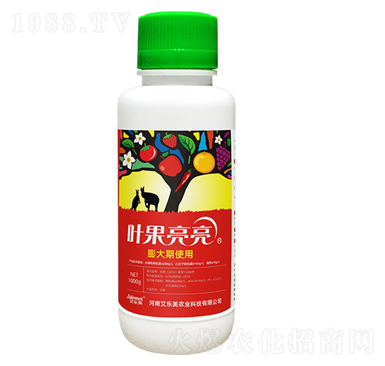 �~������-������